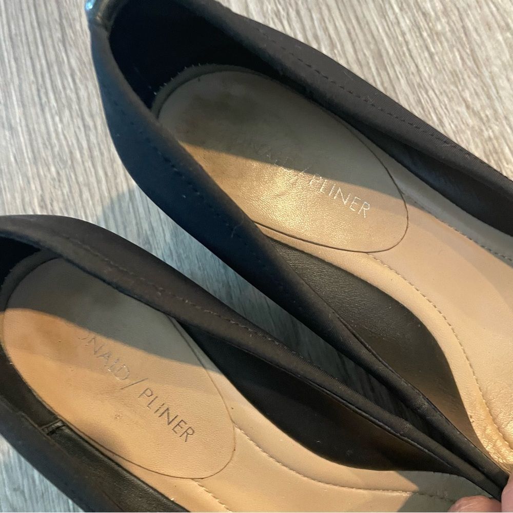DONALD J. PLINER Black Nylon Patent Leather Block Heels - Picture 8 of 13